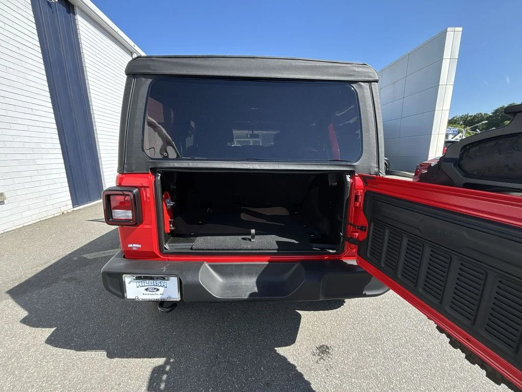 Used 2021 Red Jeep Unlimited Willys image 21