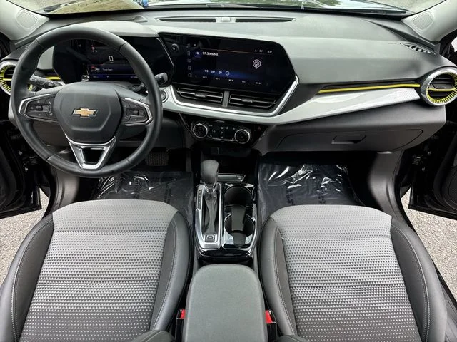 Used 2024 Black Chevrolet LT image 9