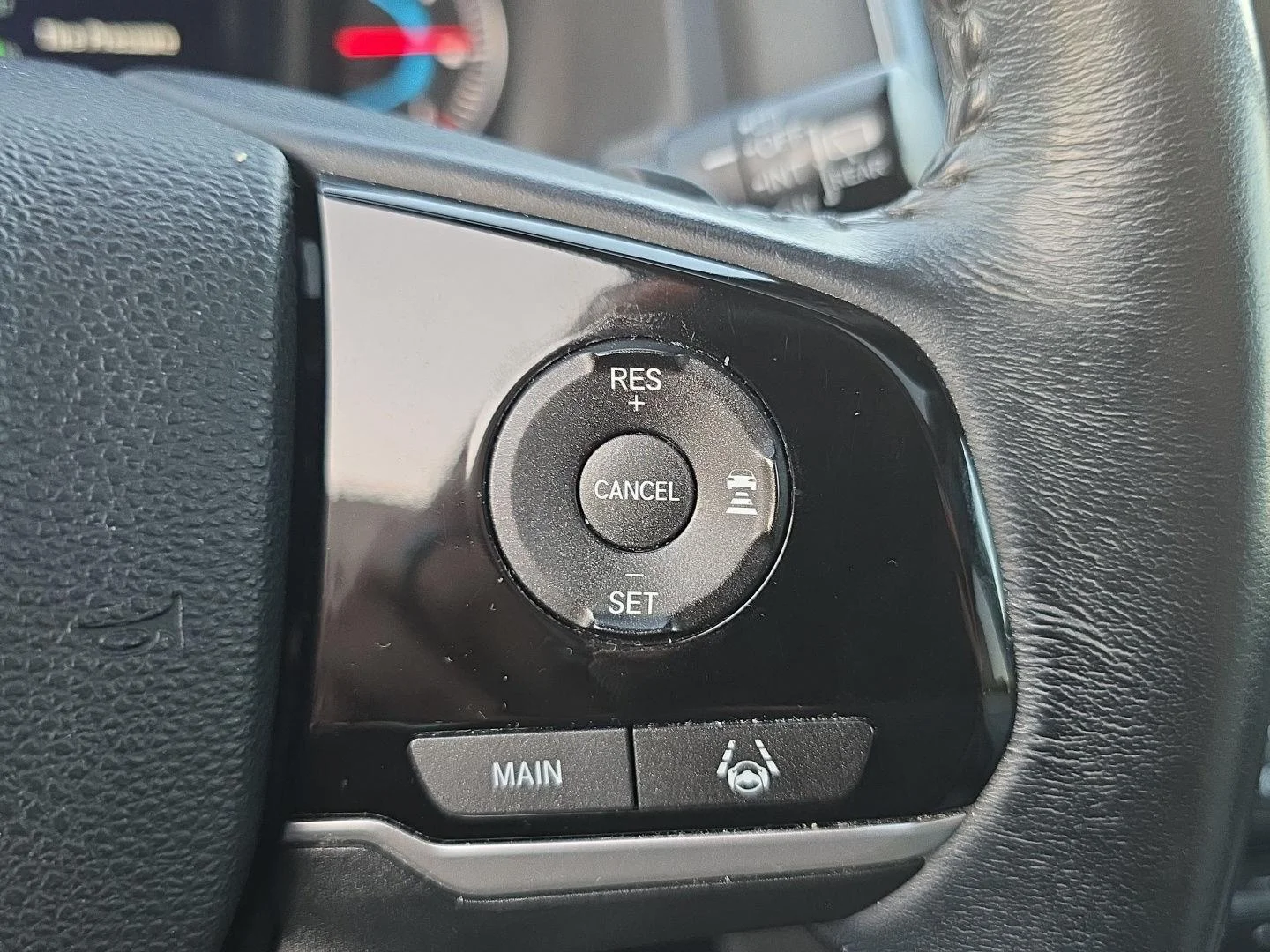 Used 2019 Crystal Black Pearl Honda Touring w/Rear Captain
