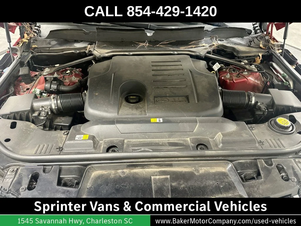 Used 2019 Firenze Red Metallic Land Rover HSE image 31