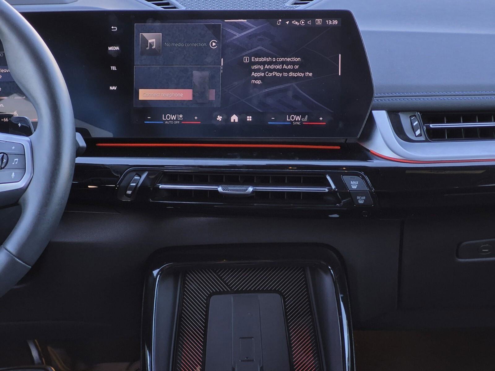 2025 BMW X1 28i - Photo 32