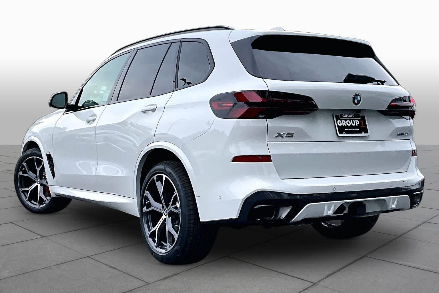New 2026 Alpine White BMW xDrive40i image 12