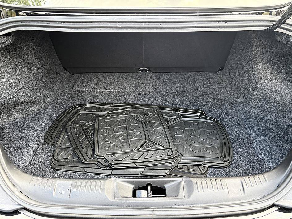 Used 2025 Shadow Black Ford EcoBoost Premium image 11