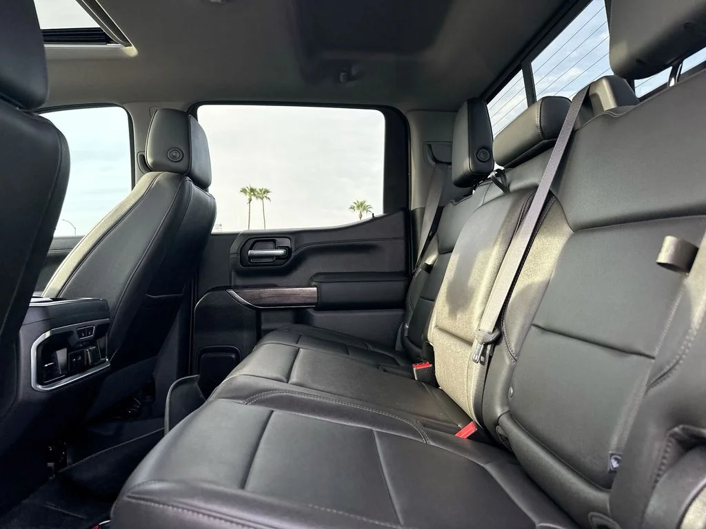 Used 2021 White Chevrolet LTZ image 12