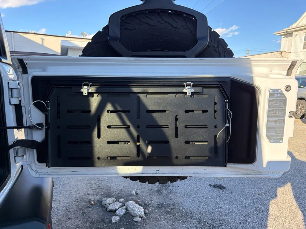 Used 2021 White Jeep Unlimited Rubicon image 22