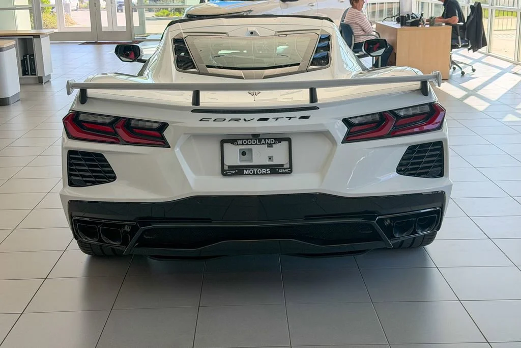 2026 Chevrolet Corvette 2LT - Photo 9