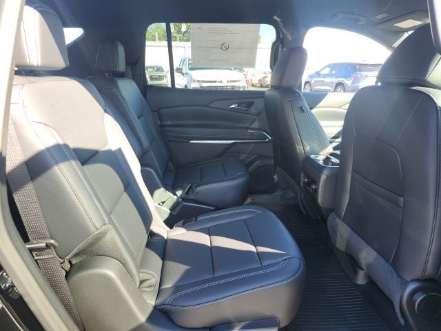 2027 Chevrolet Traverse LT - Photo 25