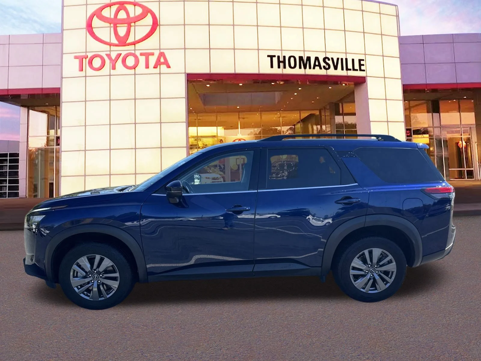 Used 2025 Deep Ocean Blue Pearl Nissan  image 8