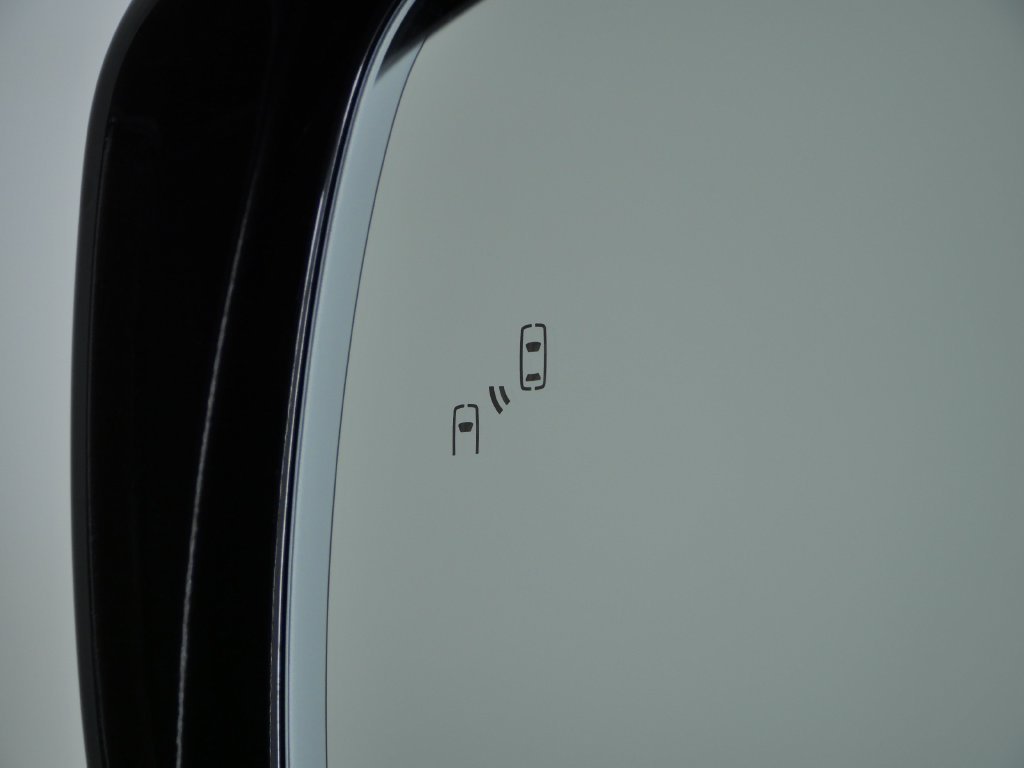 Used 2025 Black Lexus 600 Luxury image 38