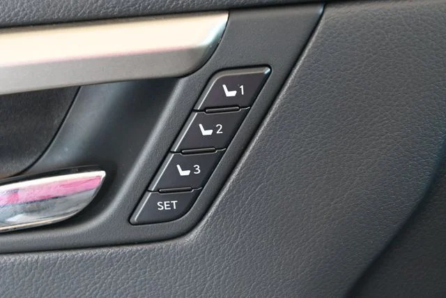 Used 2021 Silver Lexus 350 image 19