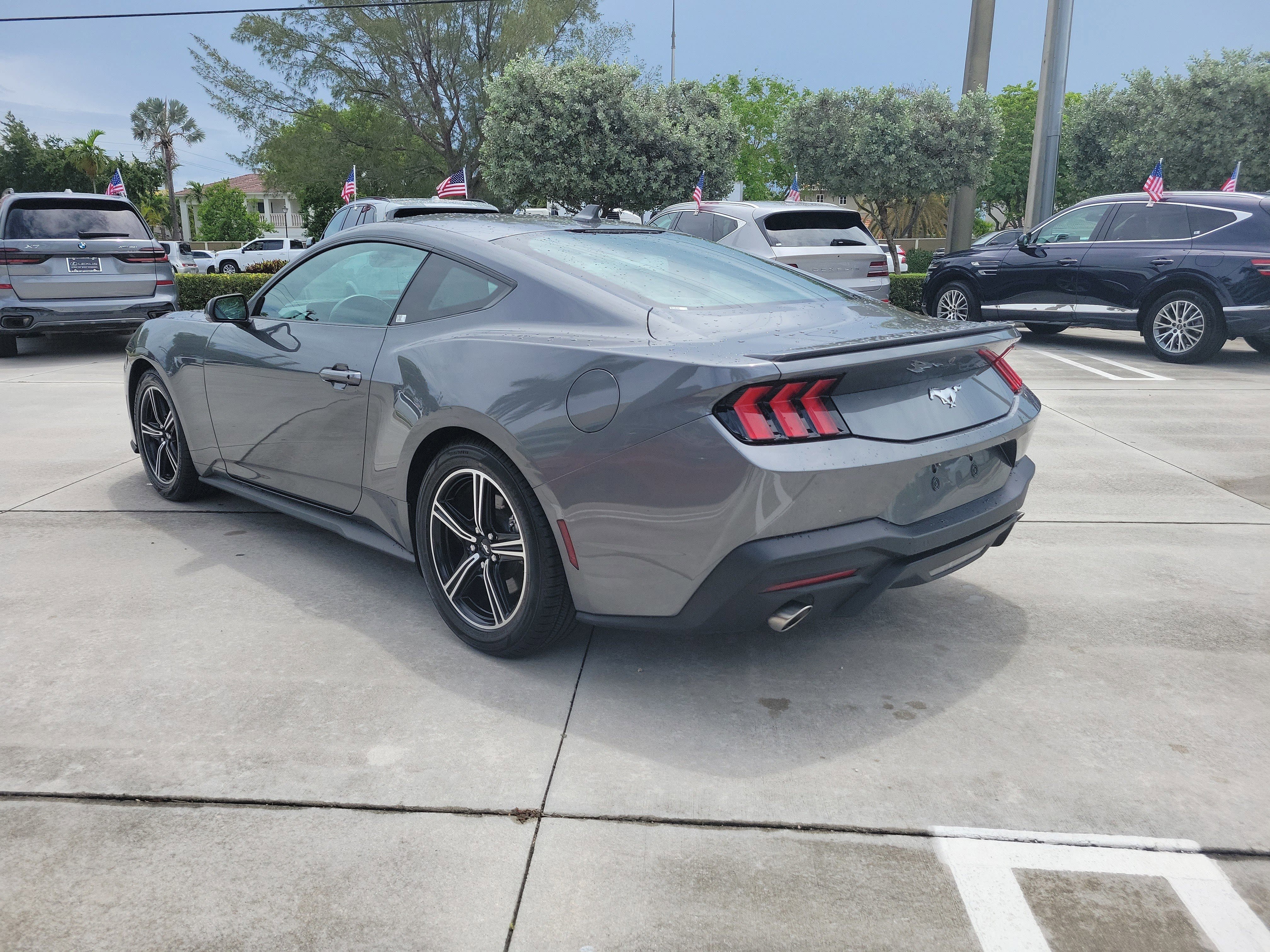 Used 2025 Gray Metallic Ford EcoBoost Premium image 8