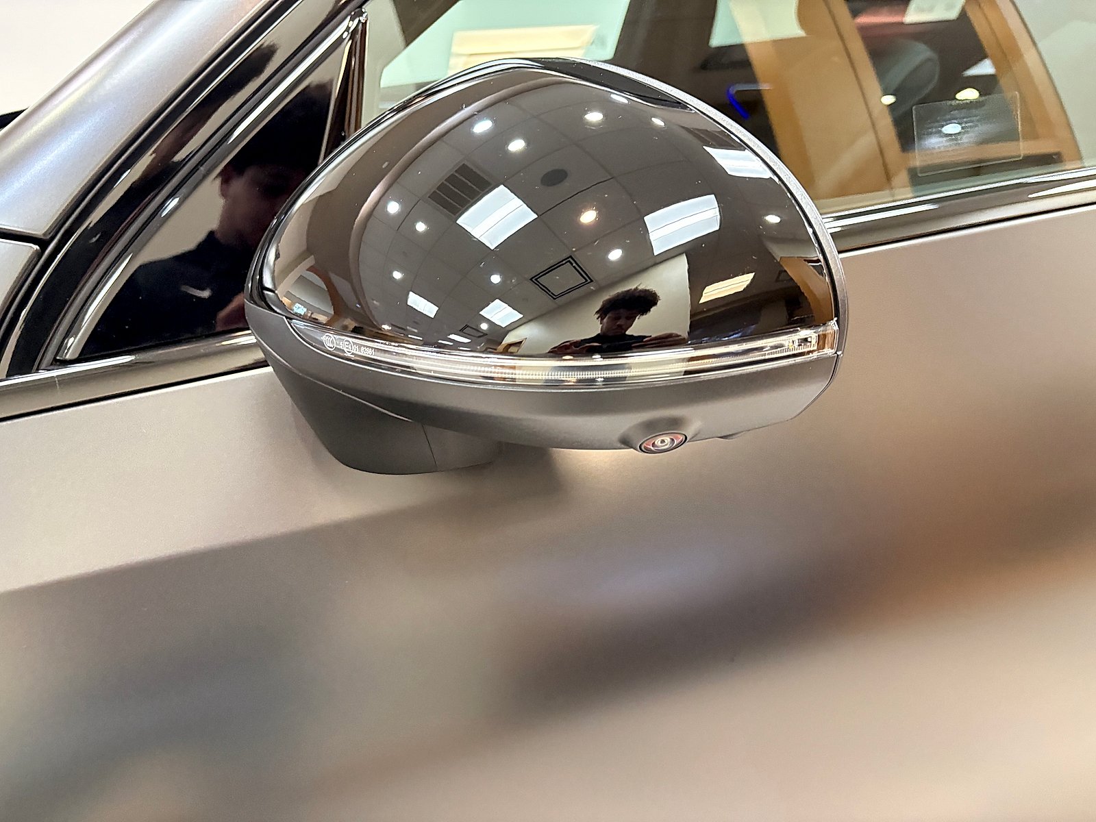 New 2027 MANUFAKTUR exclusive graphite grey magno Mercedes-Benz GLC 300 image 9