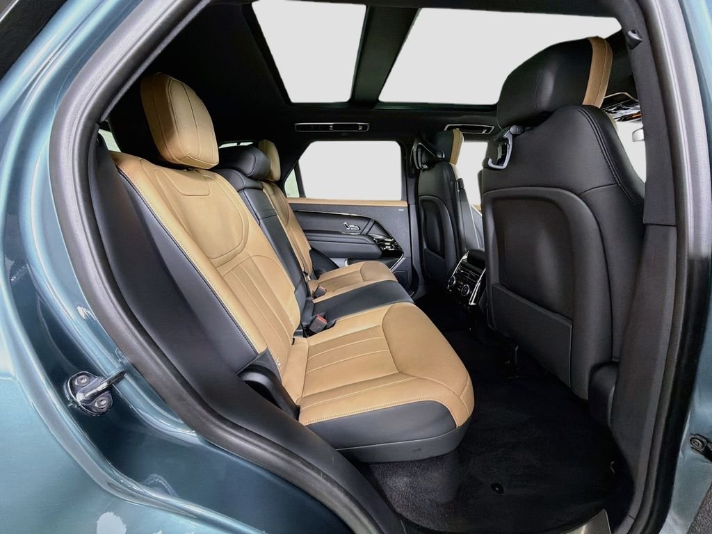 Certified Used 2025 Green Land Rover Dynamic SE image 30