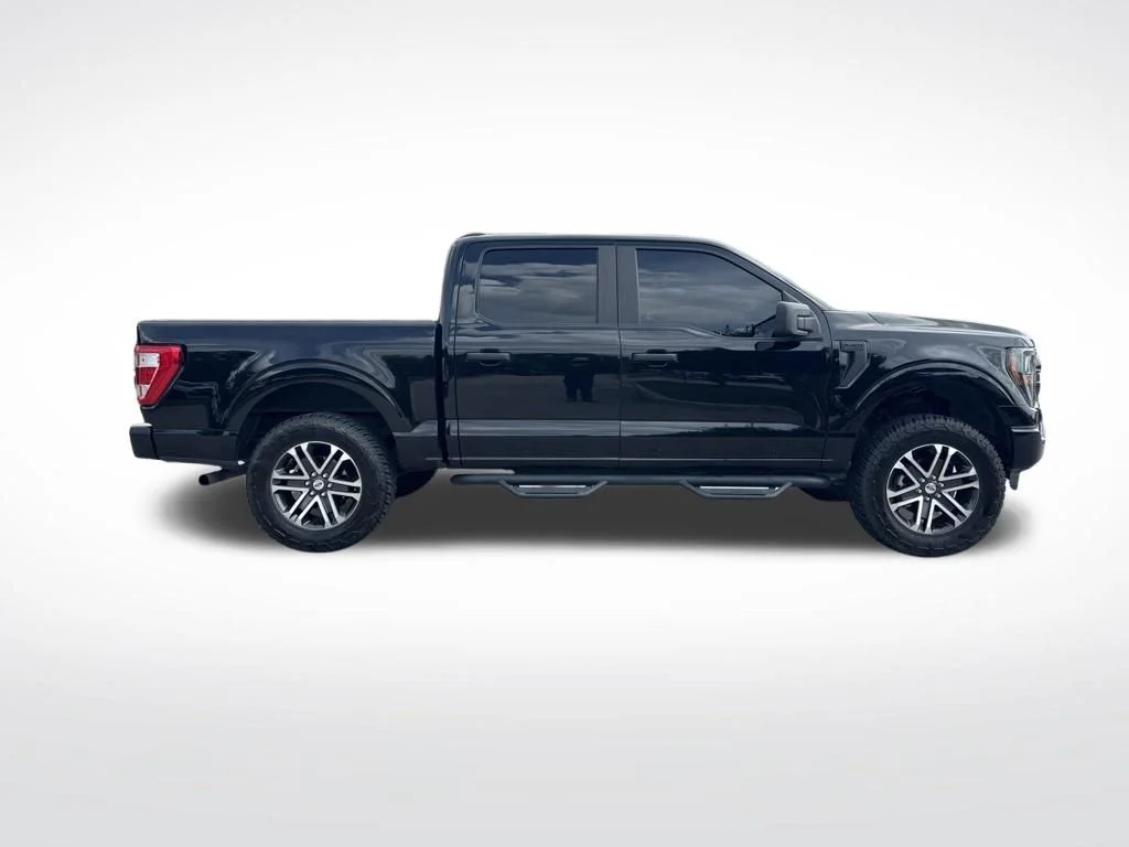 Used 2023 Black Metallic Ford XL image 4