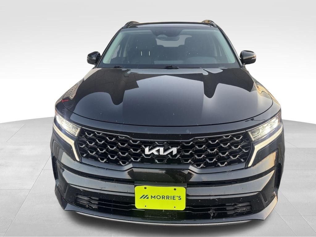Used 2023 Black Kia SX image 2
