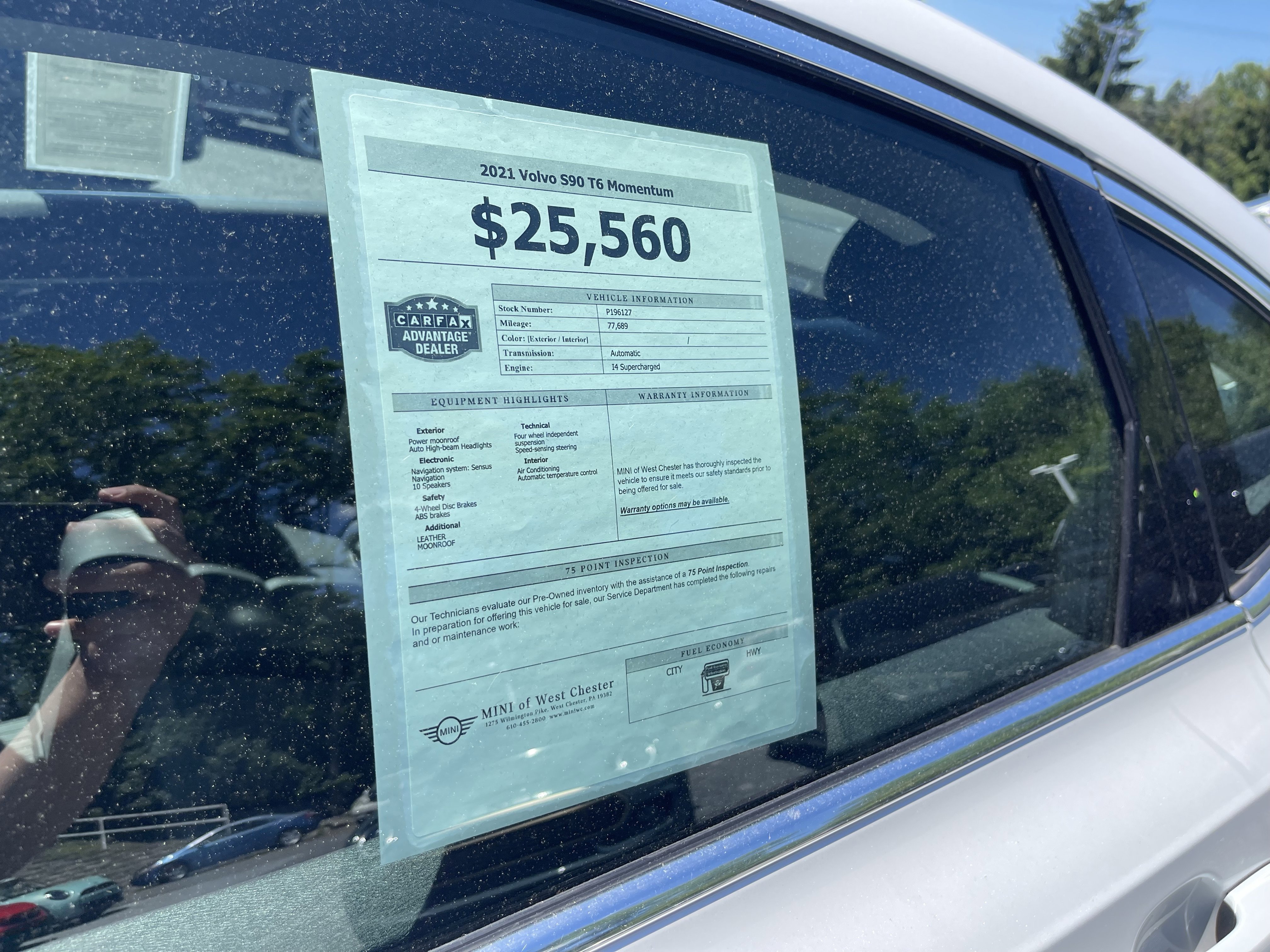 Used 2021 WHITE Volvo T6 Momentum image 17