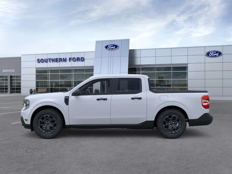 New 2026 Space White Metallic Ford XLT image 28