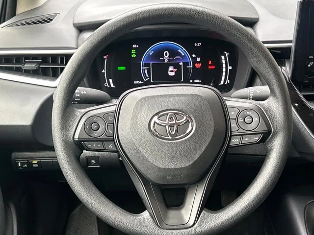 Certified Used 2026  Toyota LE image 35