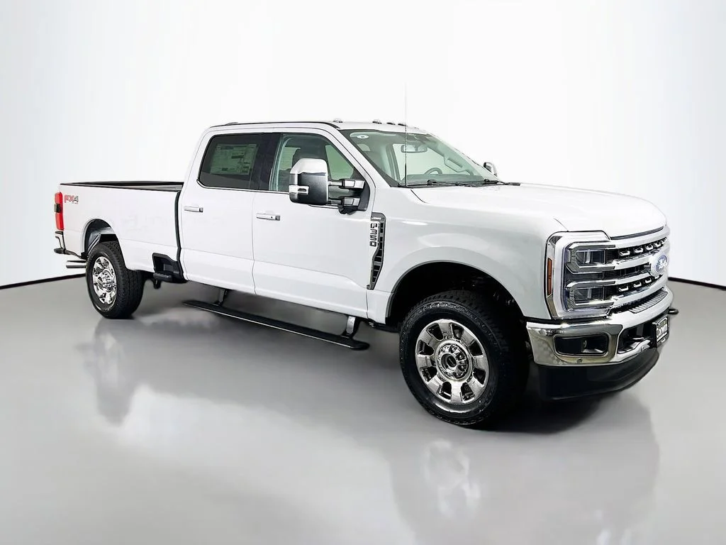 2026 Ford F-350 Lariat 4x4 Crew Cab 8' Box SRW's photo