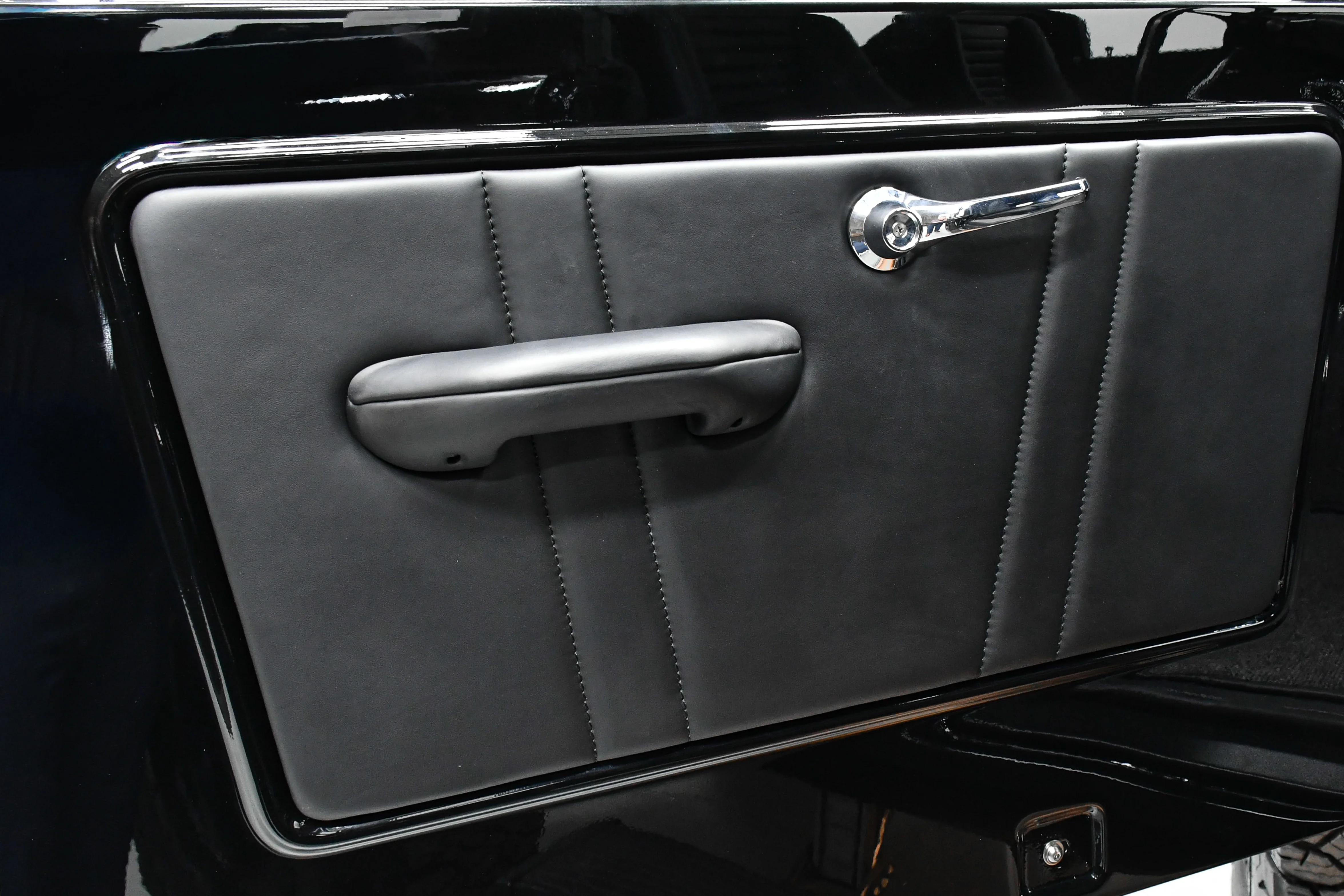 Used 1973 Black Ford Kindred Black ICE Edition image 16