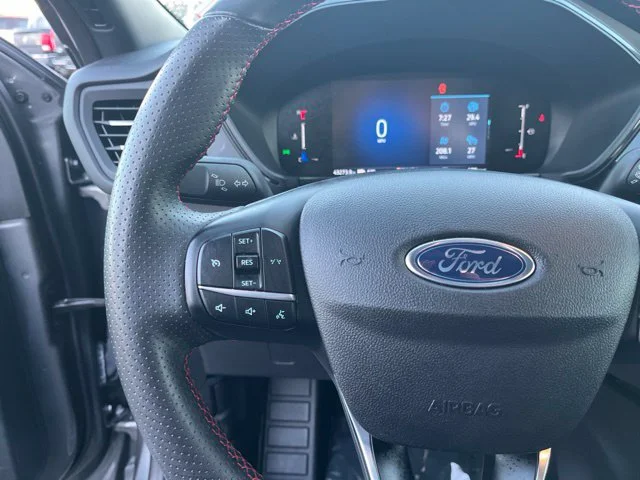 Used 2025 Gray Ford ST-Line image 20