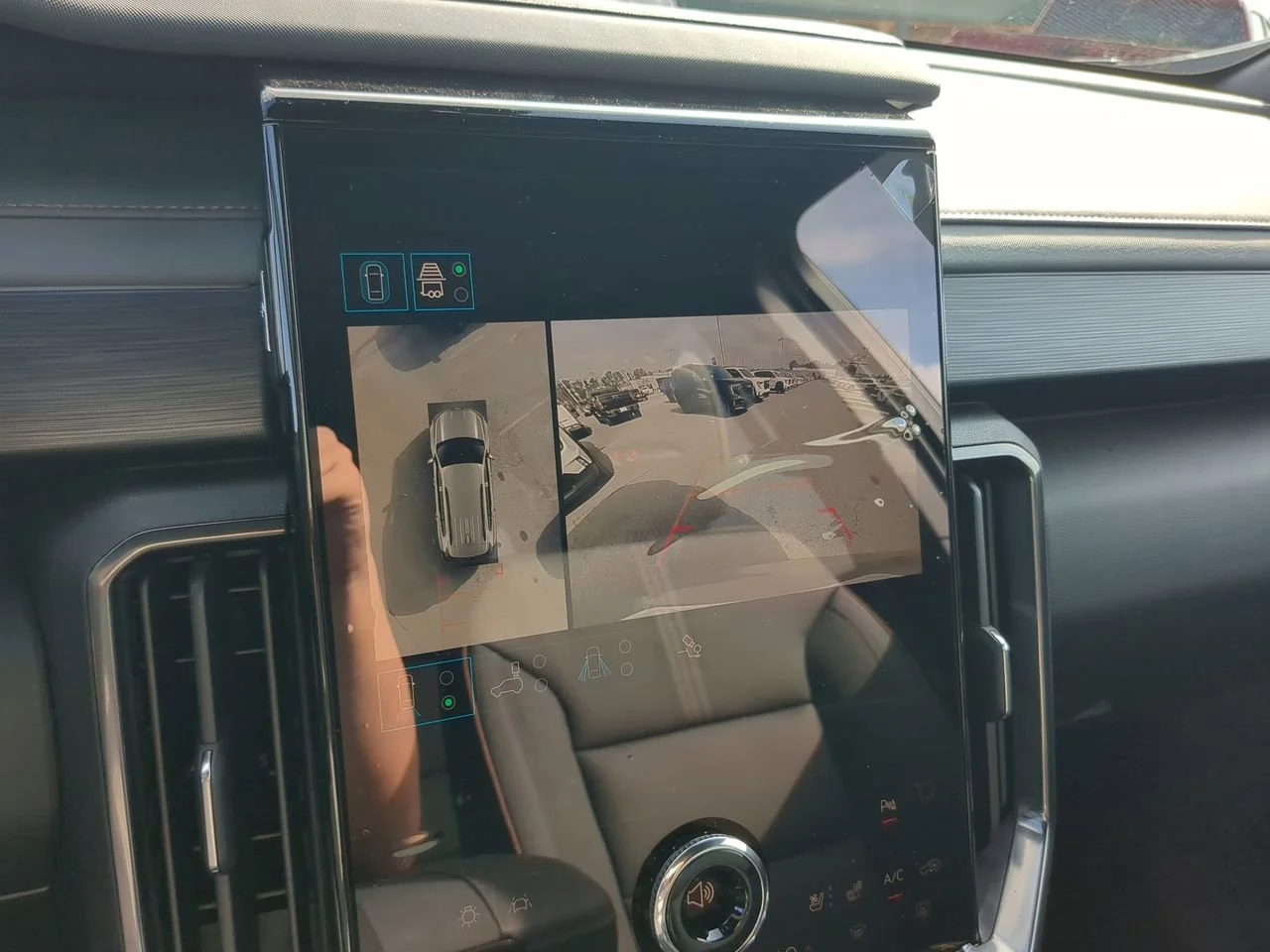 2026 GMC Acadia AT4 - Photo 19