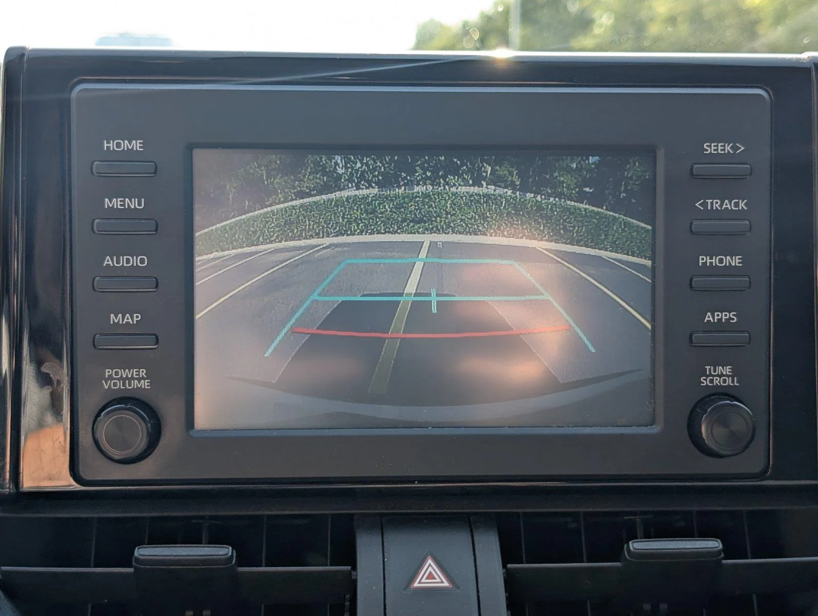 Used 2019 Super White Toyota LE image 22
