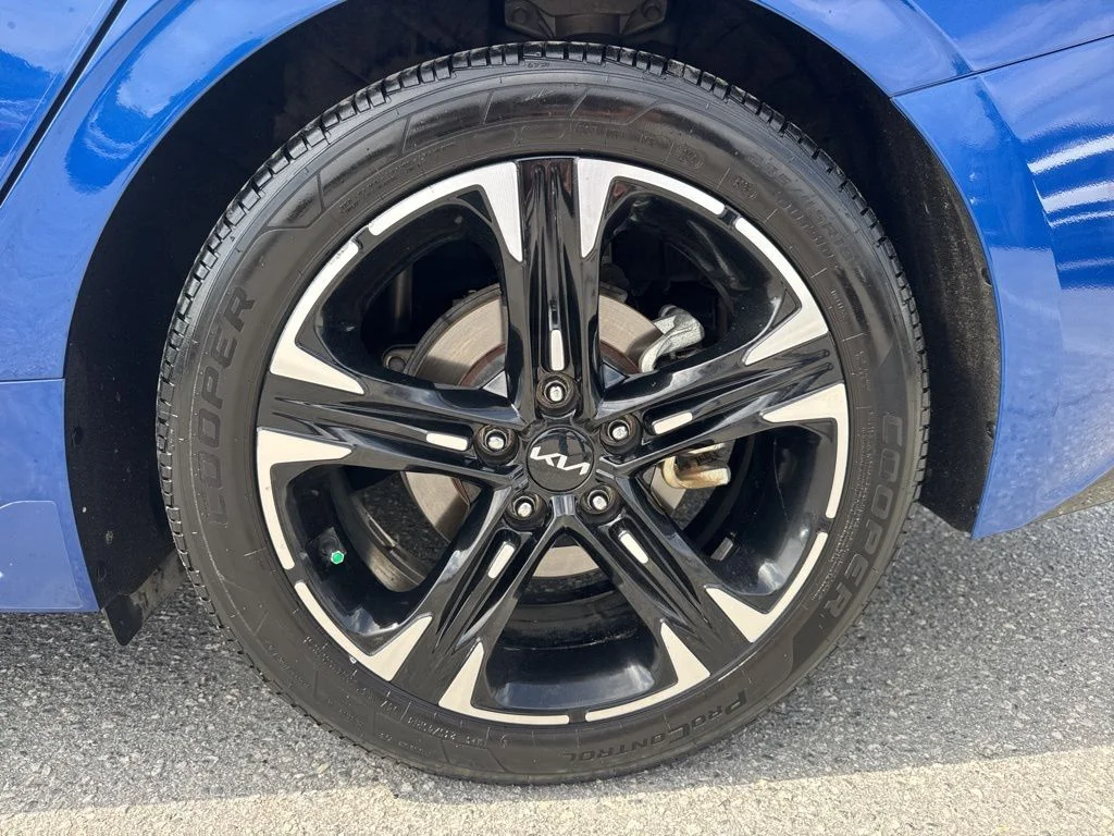 Used 2022 Blue Kia GT-Line image 31