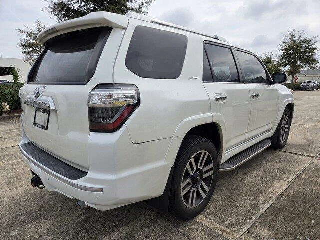 Used 2020 Blizzard Pearl Toyota Limited image 5