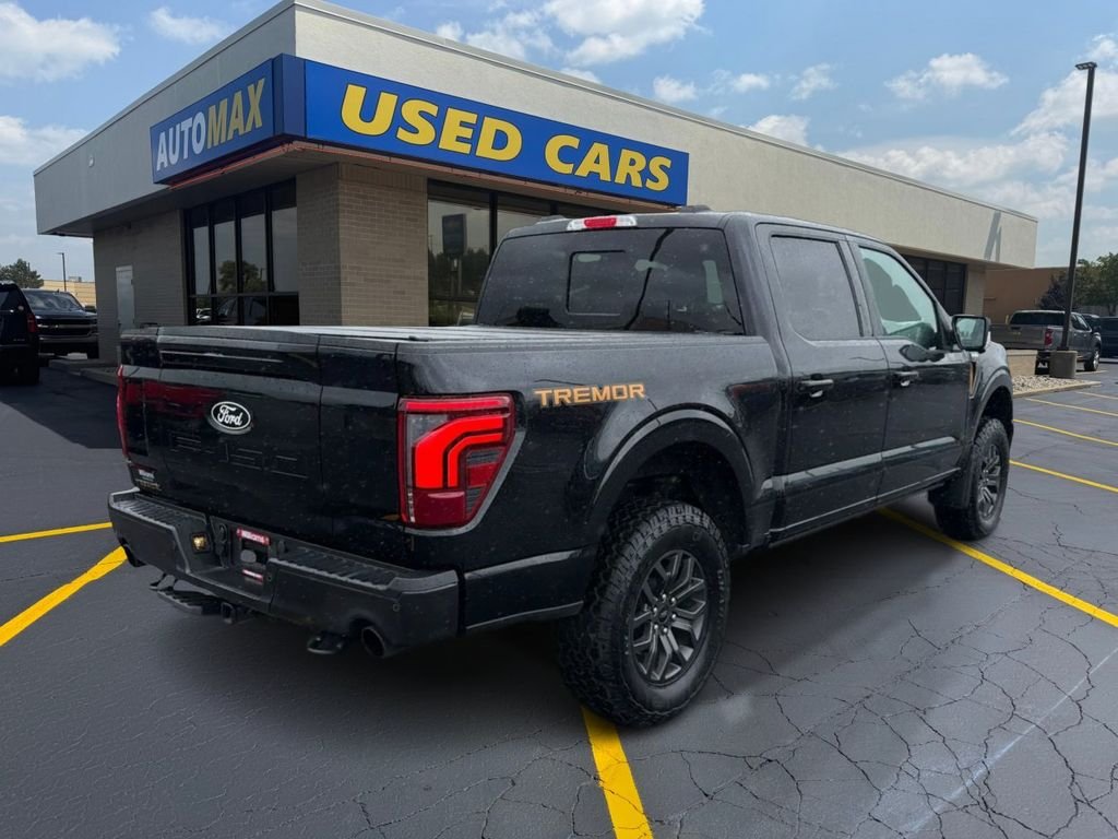 Used 2025 Black Metallic Ford Tremor image 5