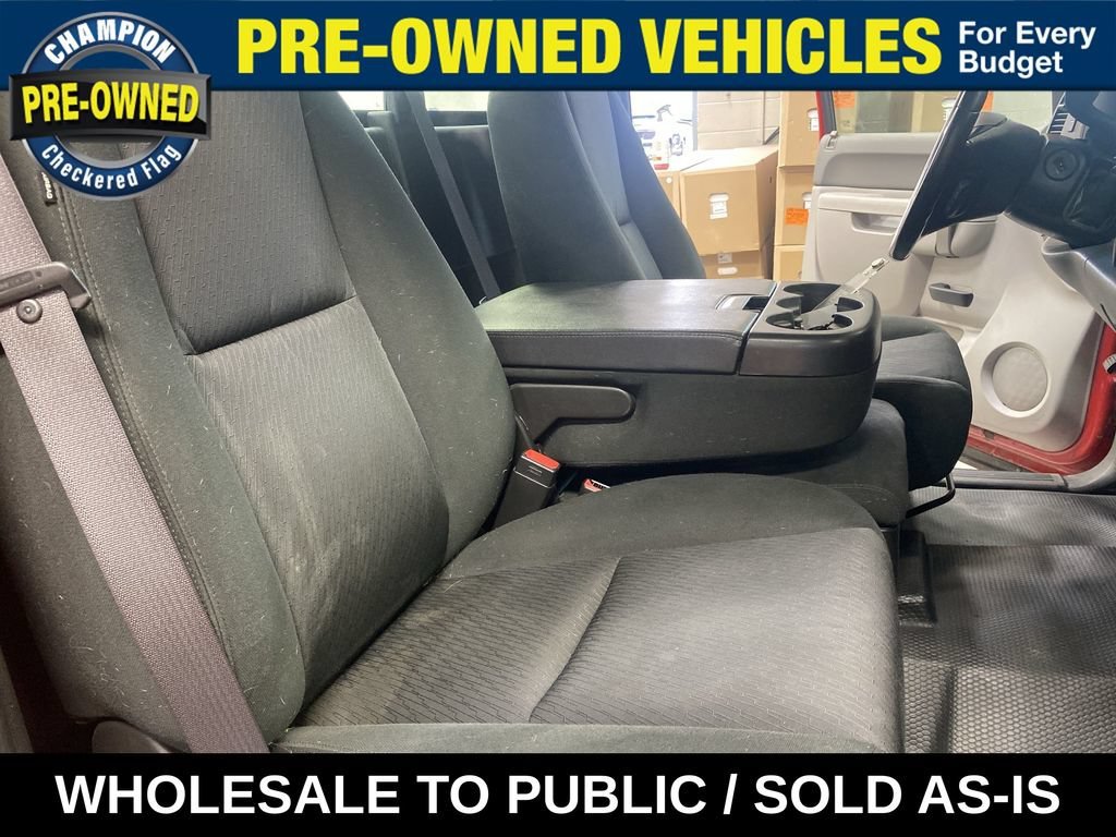 Used 2012 VICTORY RED Chevrolet Work Truck image 26