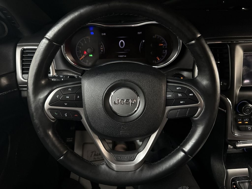 Used 2018 Billet Silver Metallic Jeep Limited image 21