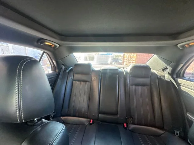 Used 2014 Bright White Clearcoat Chrysler S image 7