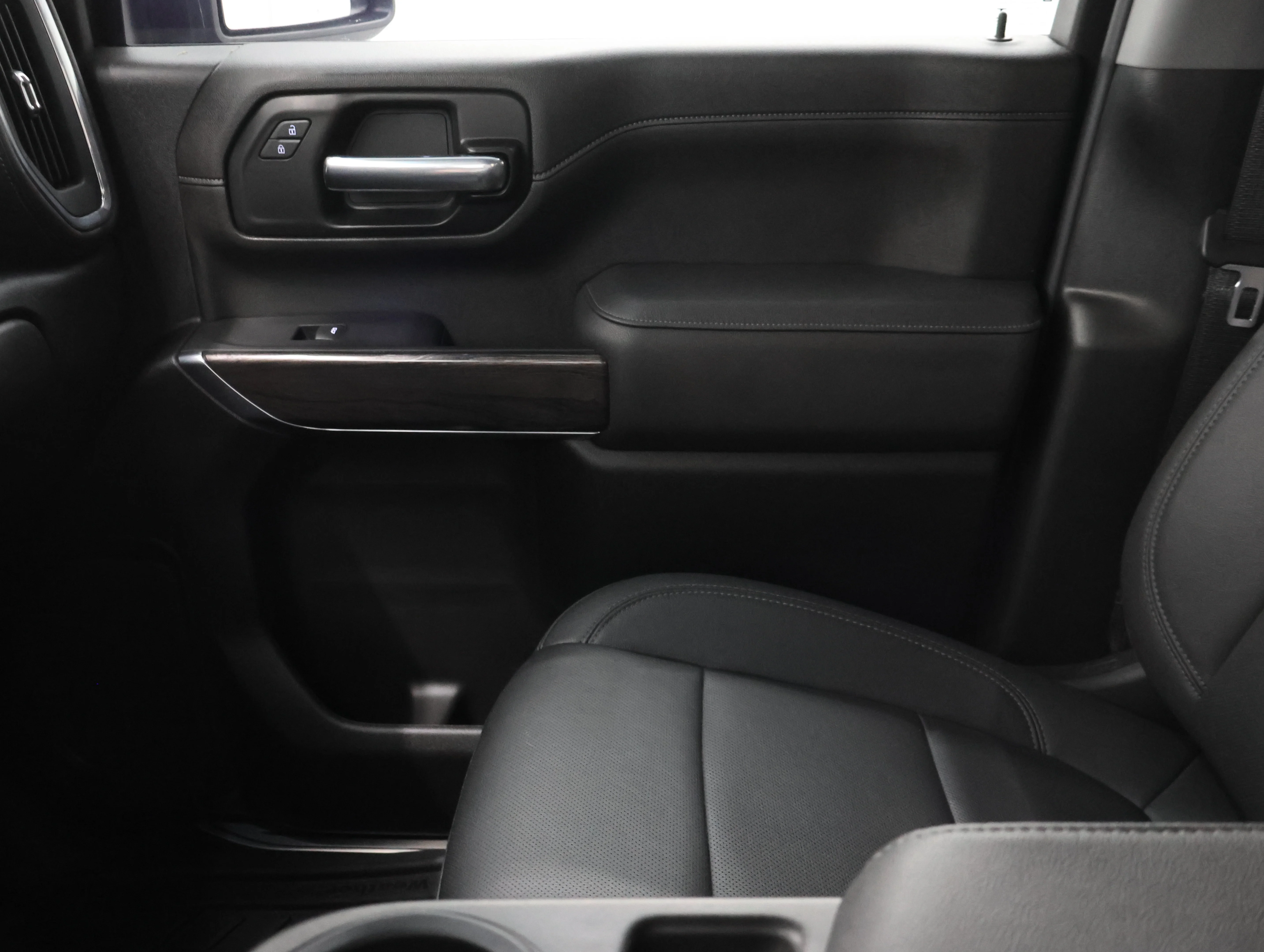 Used 2023 Northsky Blue Metallic Chevrolet LTZ image 12