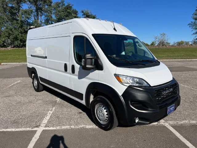2026 RAM ProMaster Cargo Van Tradesman