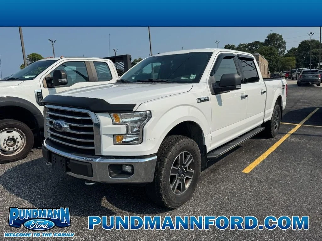 Used 2015 Oxford White Ford Lariat image 1