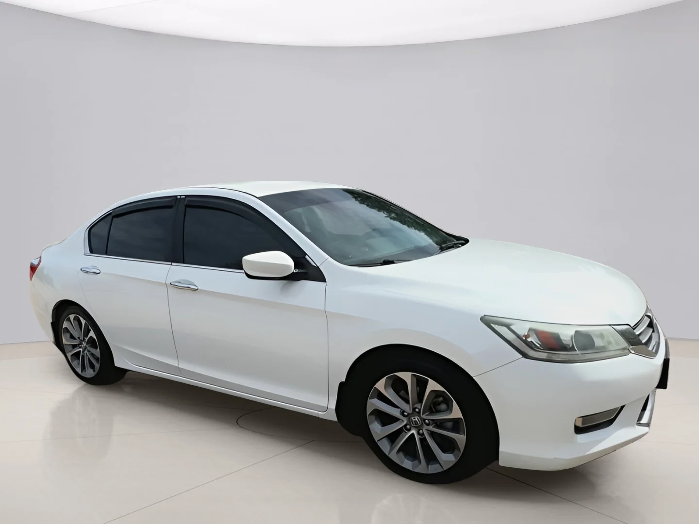 Used 2013 White Honda SPORT image 7