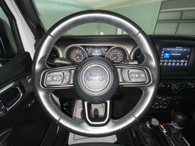 Used 2020 White Jeep Unlimited Sport S image 14