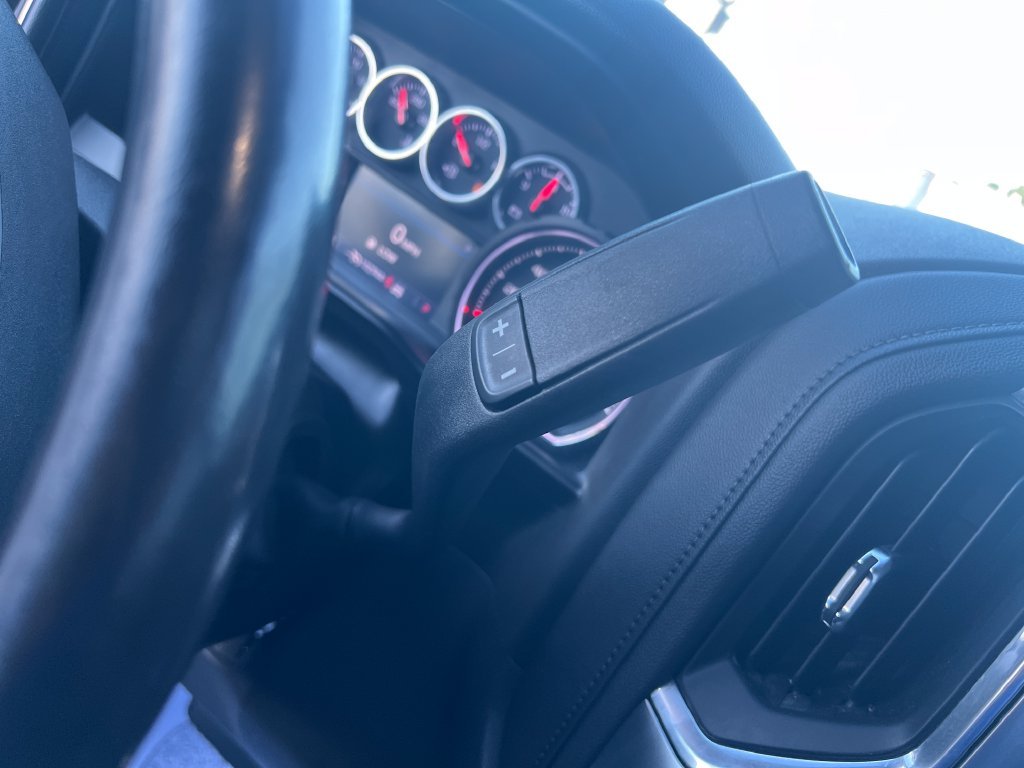 Used 2020 Black Chevrolet LT image 17