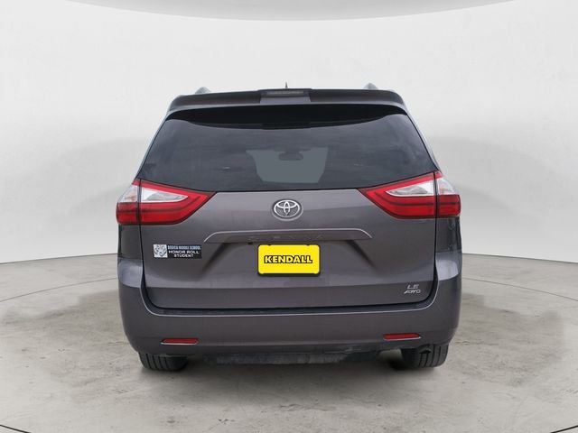 Used 2019 Gray Toyota LE image 4