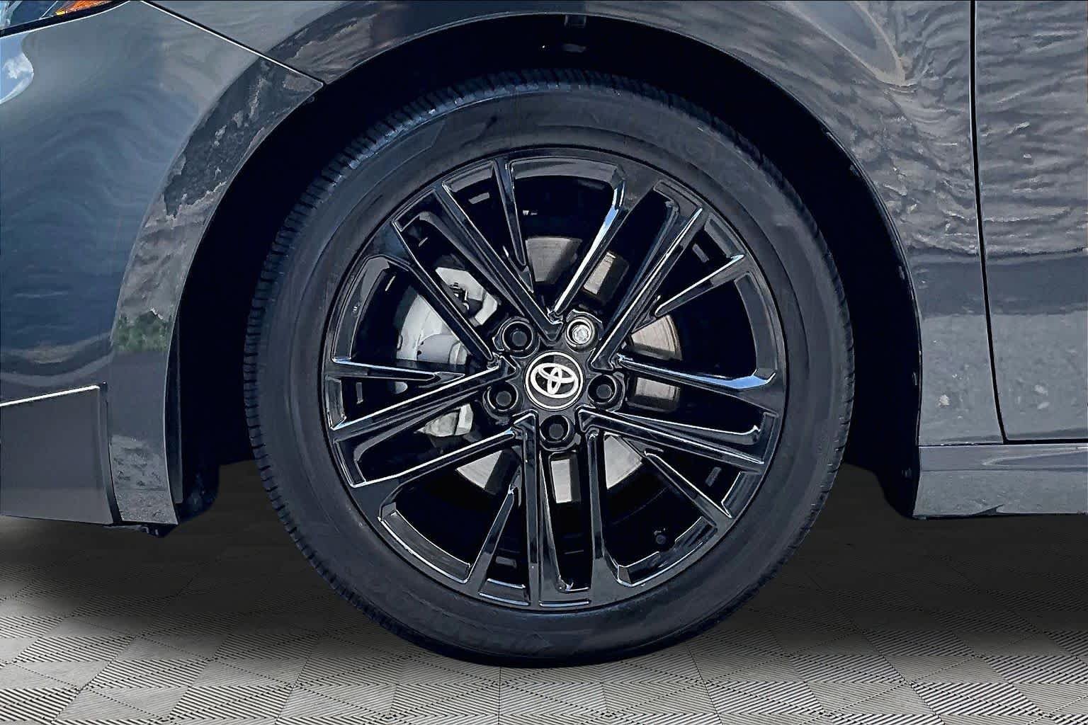 Used 2025 Underground Toyota SE image 11