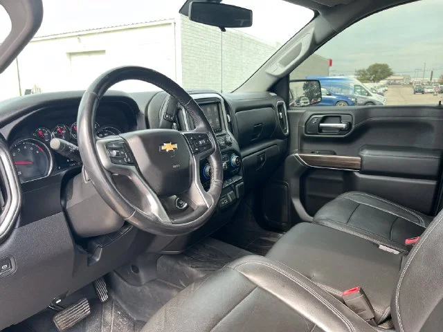 Used 2019 Red Chevrolet LT image 29