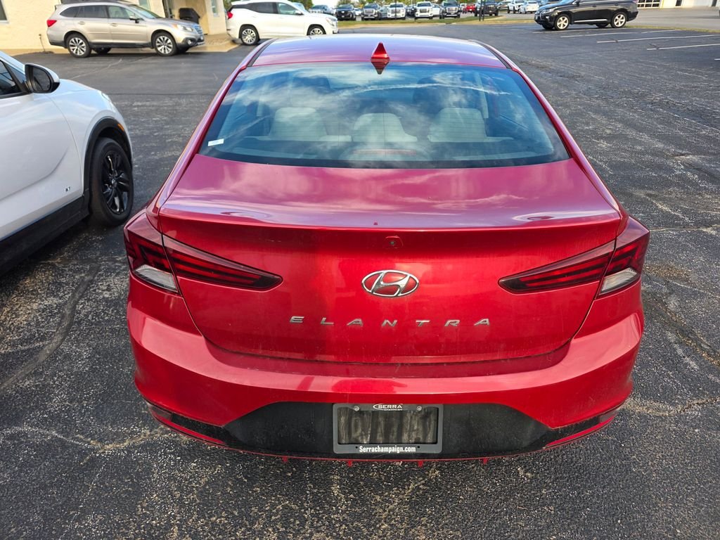 Used 2019 Scarlet Red Hyundai SEL image 3