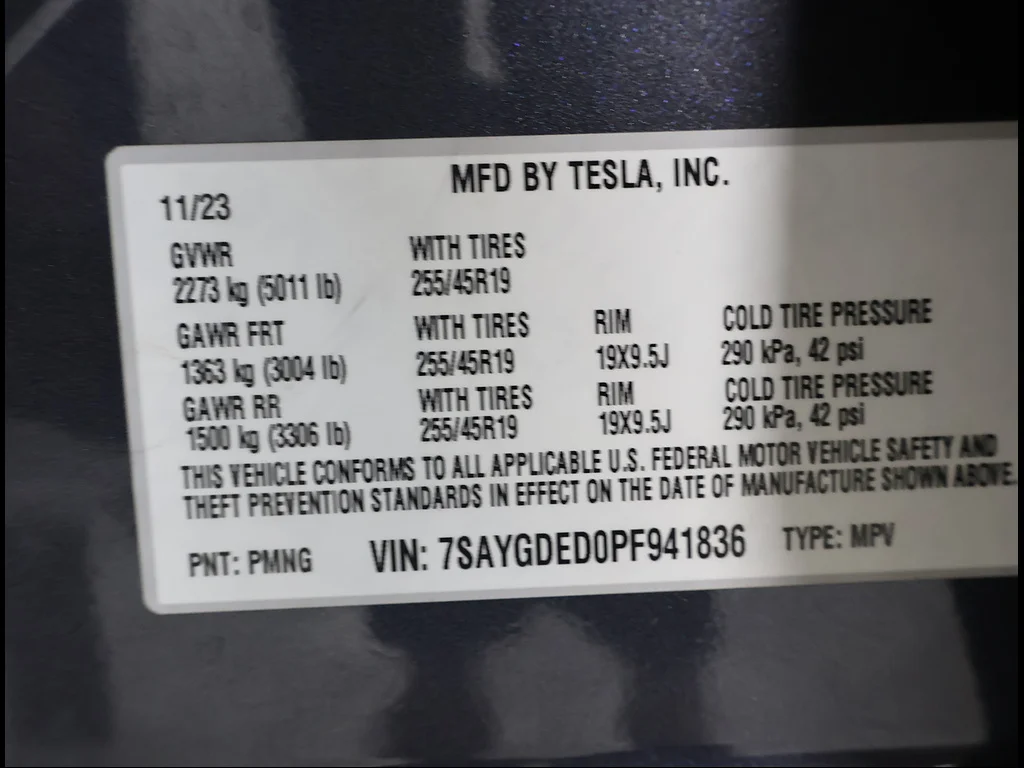 Used 2023 Midnight Silver Metallic Tesla Base image 11