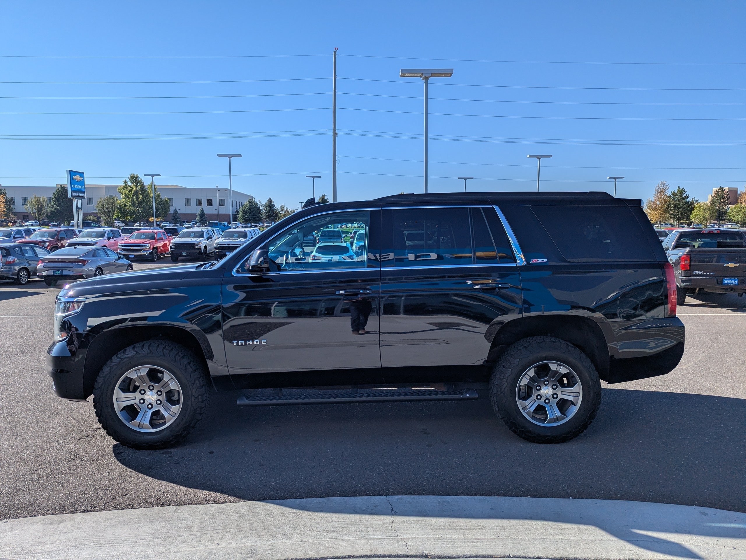 2019 Chevrolet Tahoe LT - Photo 9