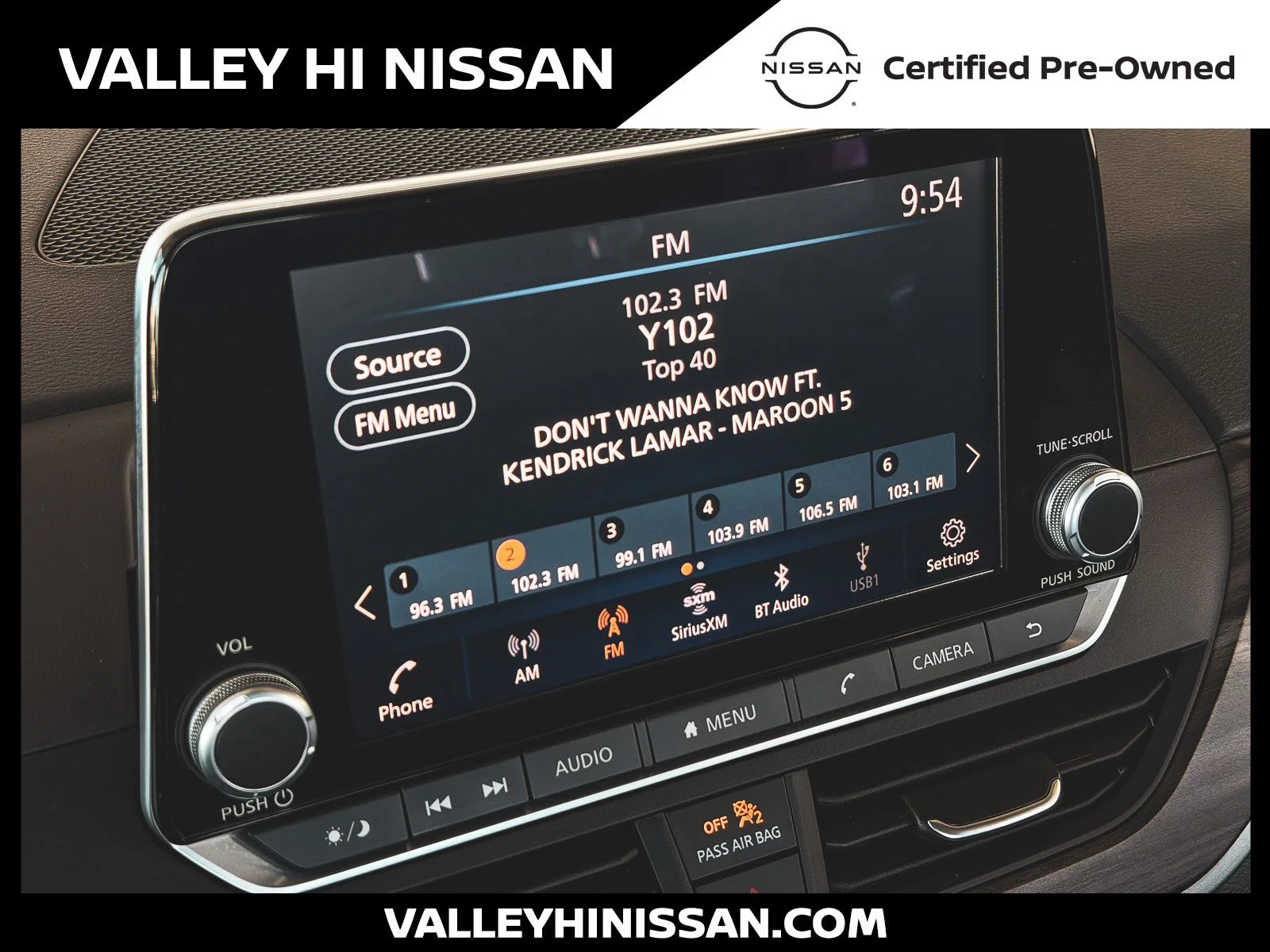 Used 2025 White Nissan 2.5 SV image 22