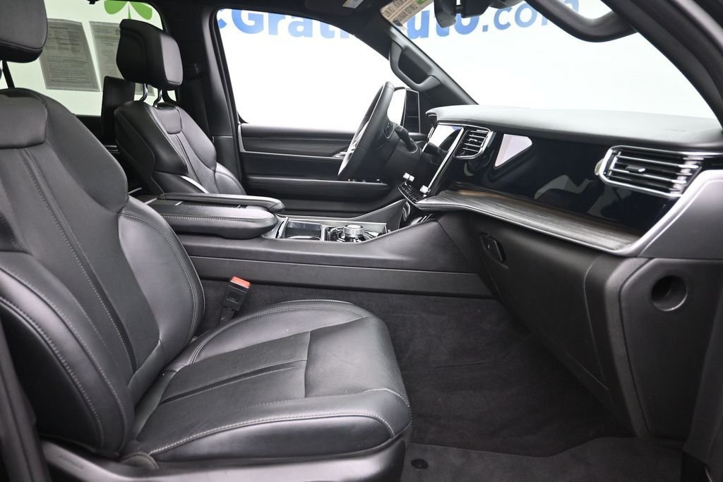 Used 2023 Black Jeep Series III image 10