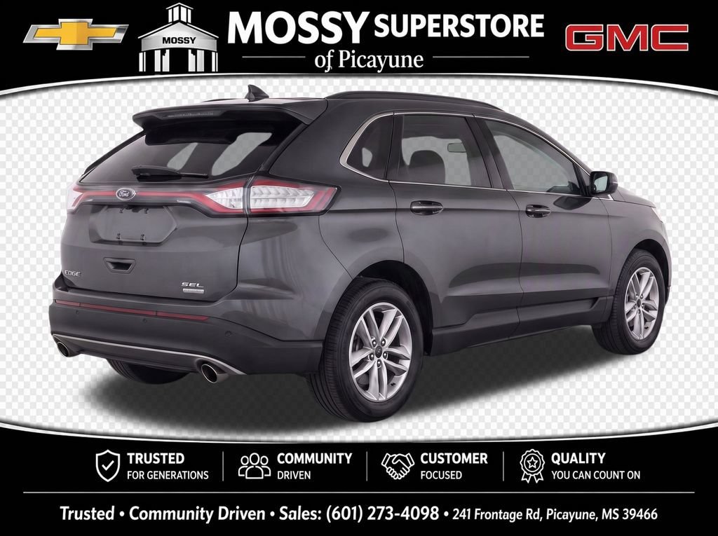 Used 2018 Gray Ford SEL image 4