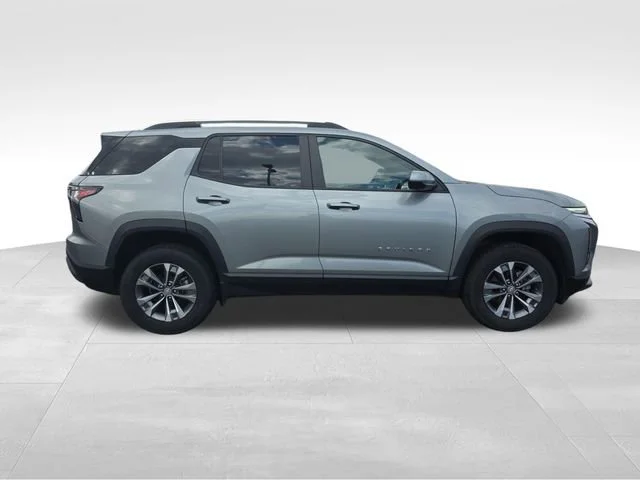 Used 2025 Sterling Gray Metallic Chevrolet LT image 6