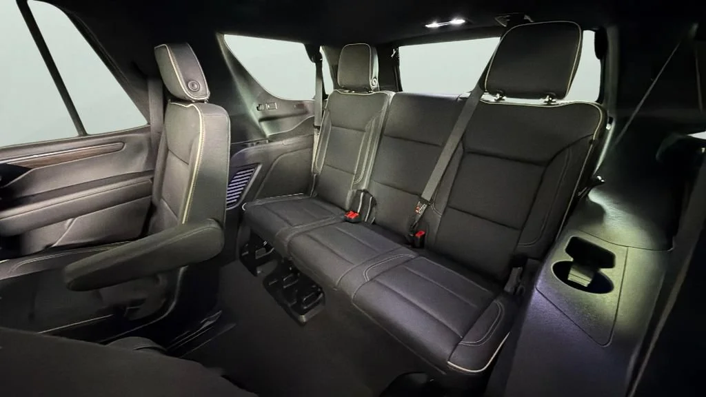 Used 2025 Black Chevrolet Premier image 27